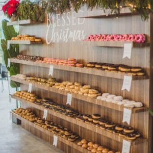 11031Large Wall Rental (holds 140-160 donuts)