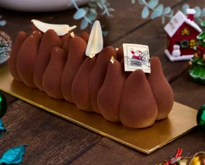 Jingle Berries French Chocolate Logcake (Approx. 1Kg)
